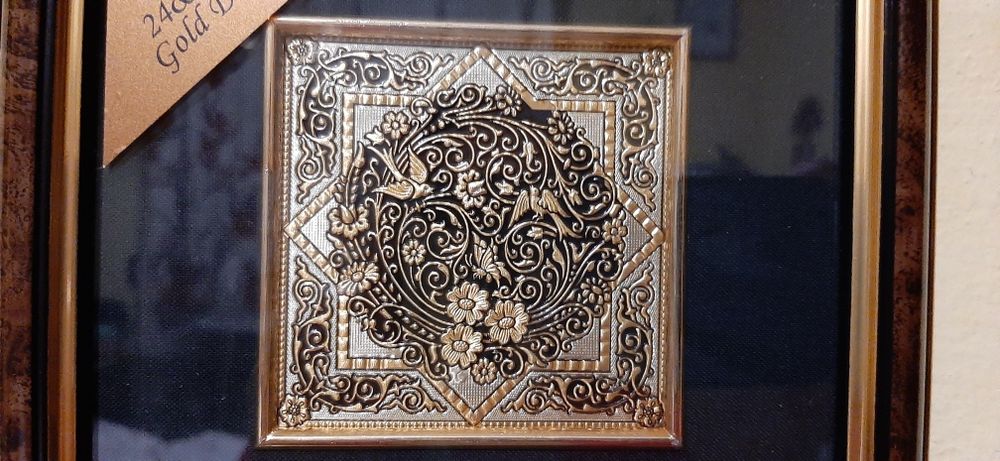 Картина з позолотою