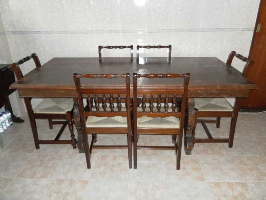 Mesa jantar grande em madeira com 6 cadeiras (ver desconto no texto)