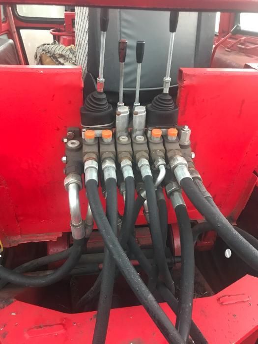 Гидрораспределитель 6 секционный с джойстиками на экскаватор ЮМЗ 2621