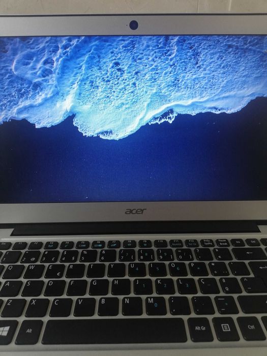 Computador Portátil Acer Swift 3 - 14 polegadas HD 8 GB RAM 256 GB SSD