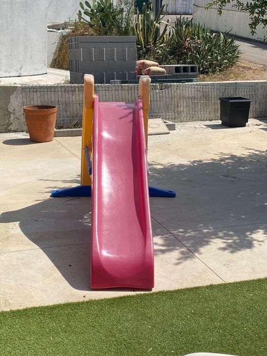 Escorrega jardim chicco