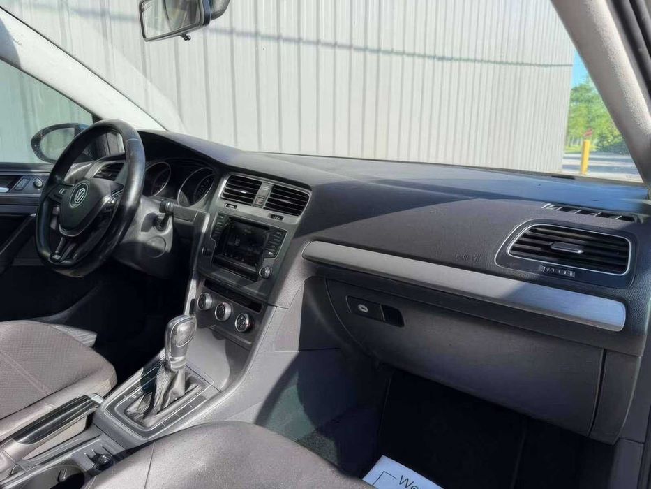 Volkswagen Golf SportWagen SE      2015