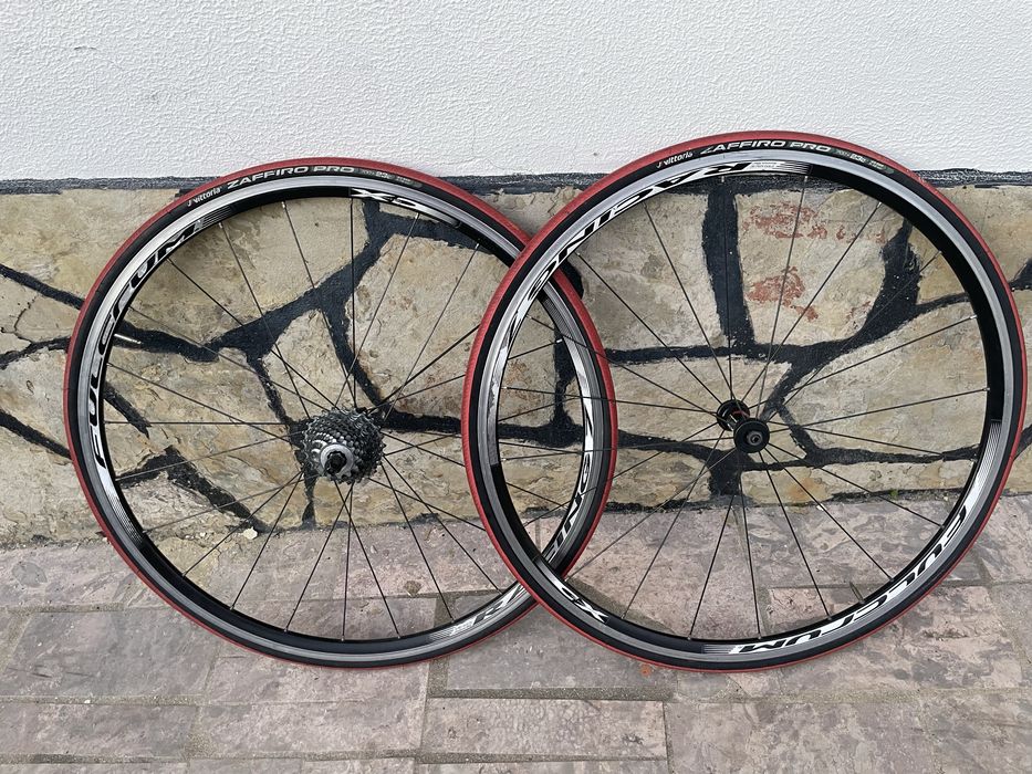 Bicicleta de estrada Jorbi Campagnolo