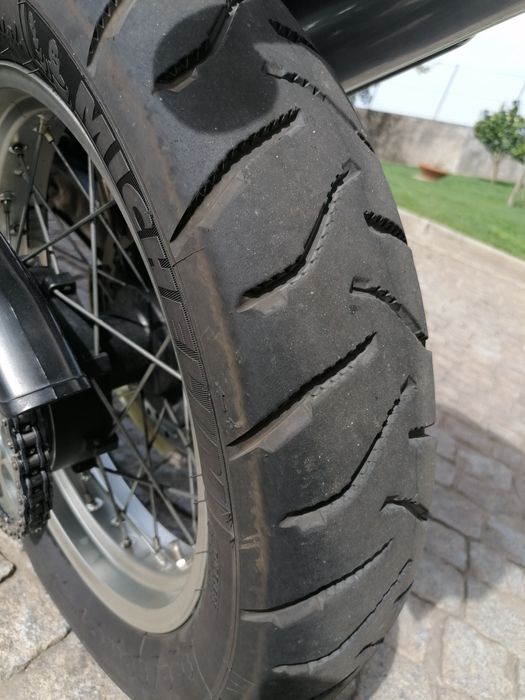 Honda Africa Twin RD7 XRV 750