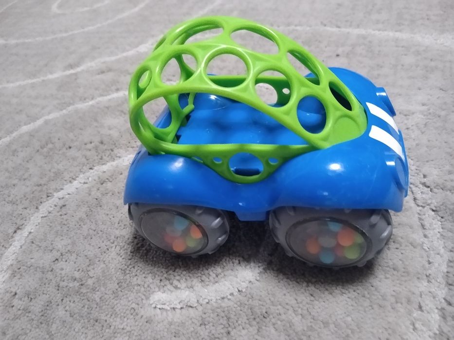 Auto samochód oball oryginalny  grzechotka