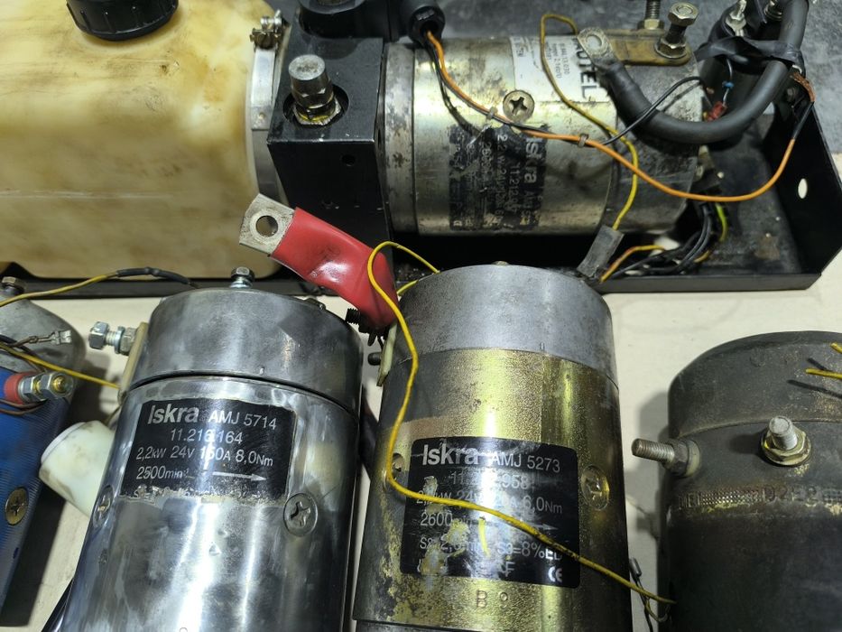 Електро двигун на гідроборт