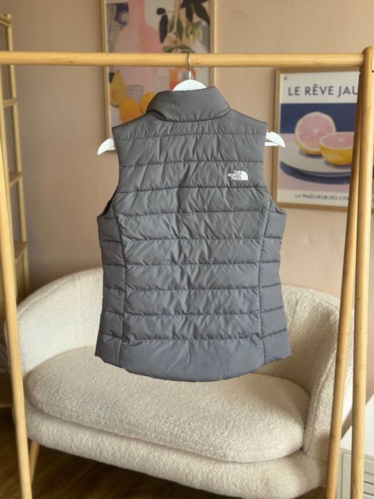 Жилетка жіноча The North Face Aconcague Vest S