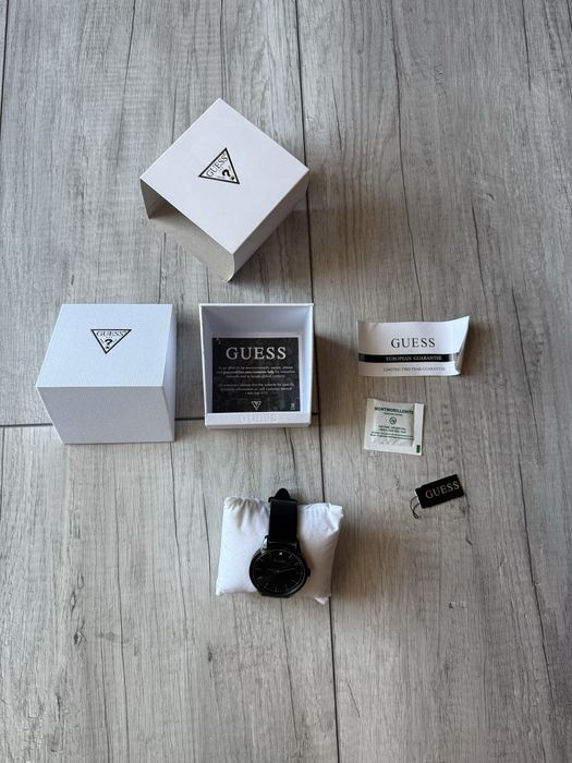 Czarny Zegarek Guess