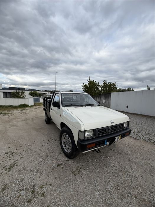 Nissan D21 TD25 4x4 - 178.000 Km