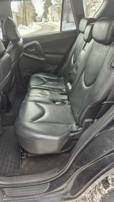 Продам Тоету Рав4 в хорошем состоянии