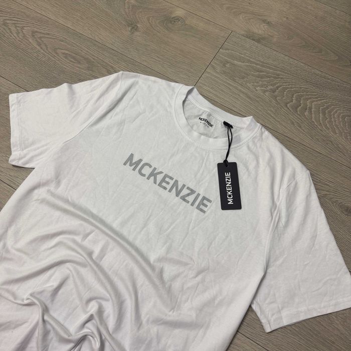 Нова БІЛА Футболка МакКензі MCkenzie Middle, фактично XL