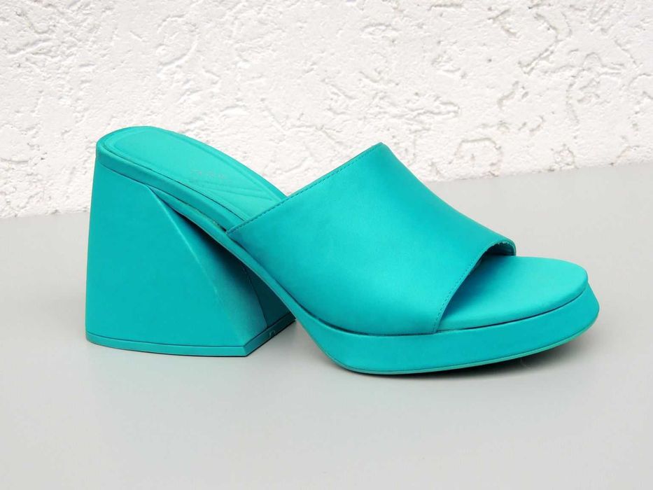 Turkusowe klapki "ZARA" rozmiar 40