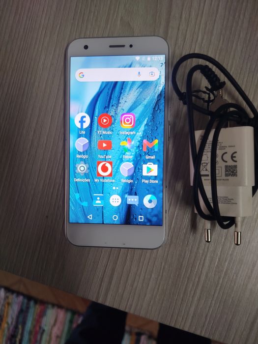 Telemóvel ZTE de 2 cartões