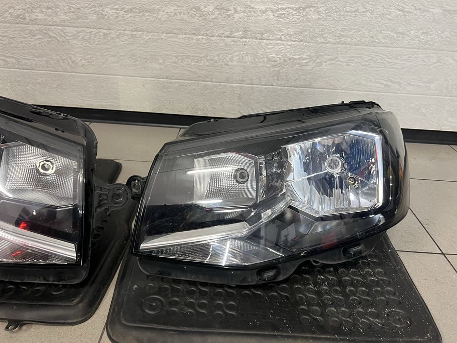 VW T6 Lampy przednie europa komplet refletor transporter caravelle