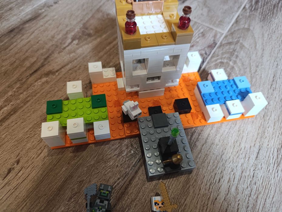 LEGO 21145 Minecraft - Czaszkowa arena