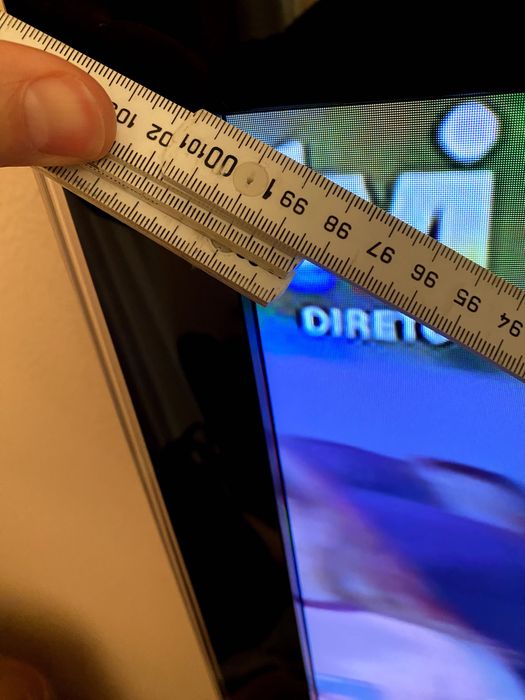 Samsung TV LED 40" - como nova.