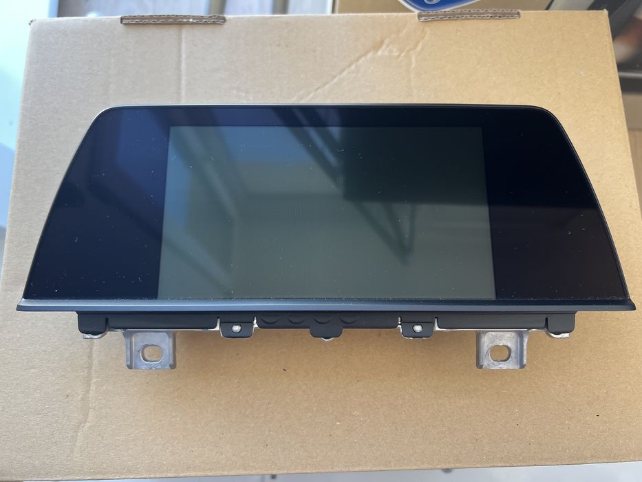 Екран entrynav lci f30 f31 f32 f34