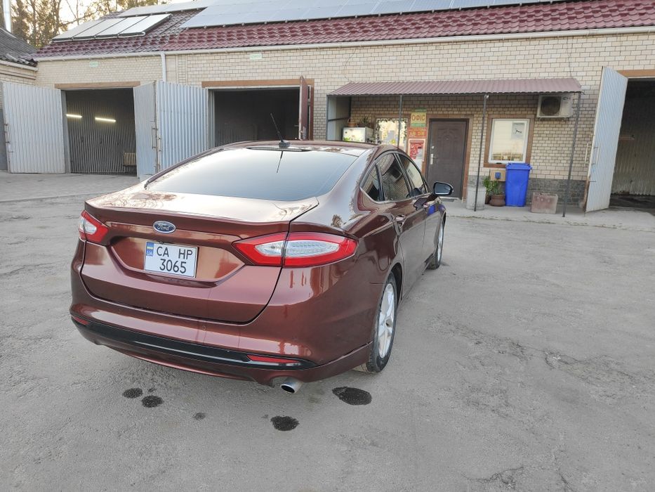 Продам Ford Fusion 2015 рік 2.5 GBO