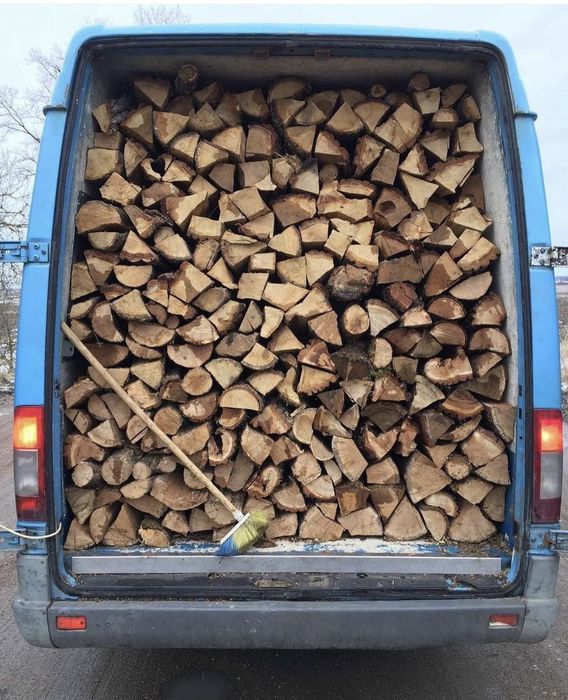 Дрова колотые твердых пород акация дуб