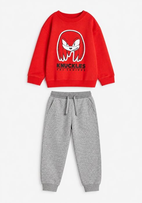 Костюм для мальчика H&M 134 р.