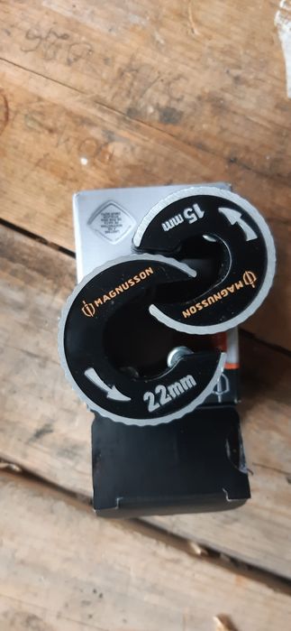 Obcinak do rur miedzianych 22mm i 15mm