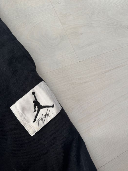 Spodnie dresowe Nike Air Jordan Flight Essentials Fleece r. L baggy