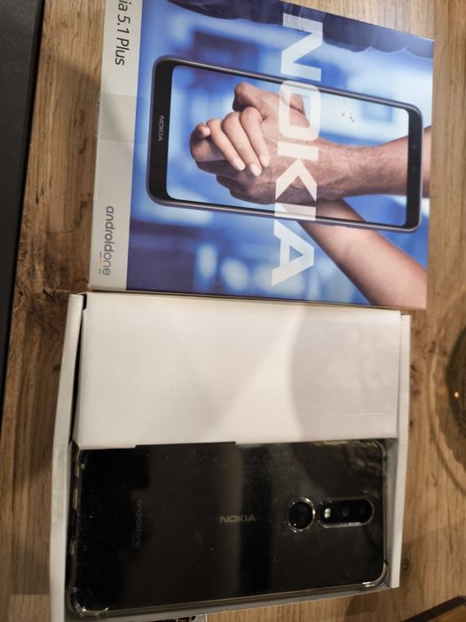 Telemóvel Nokia 5.1 Plus 32GB com capa