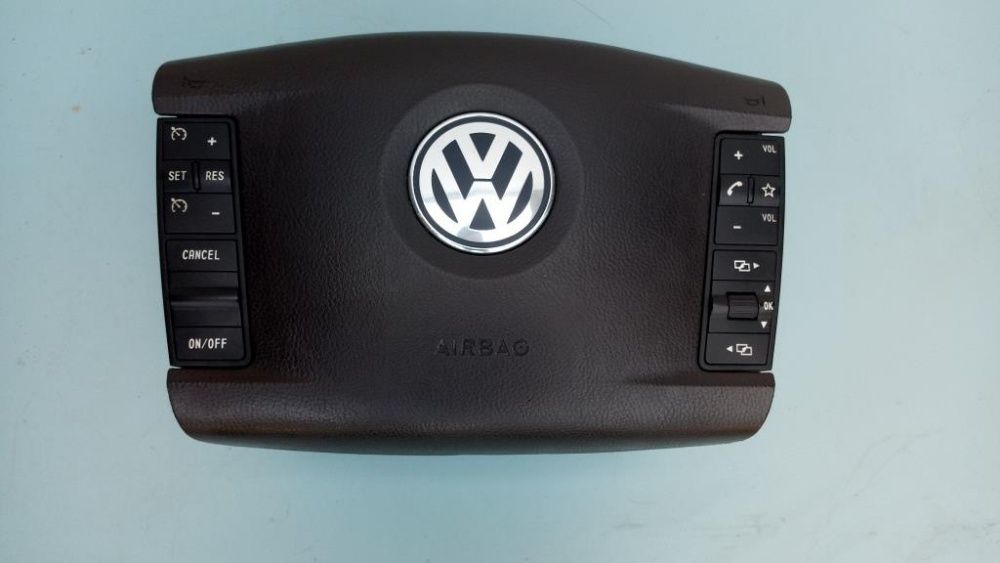 Подушка безопасности в руль Airbag Volkswagen Touareg 2003-2010 аербег