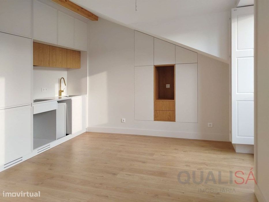 Apartamento T1 novo, com varanda e lugar de garagem em S. Vítor em ...