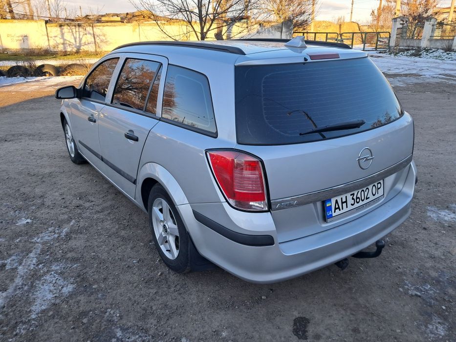 Продам Opel Astra H