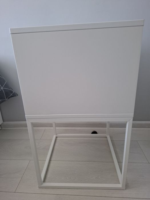 Szafka nocna ikea Vikhammer