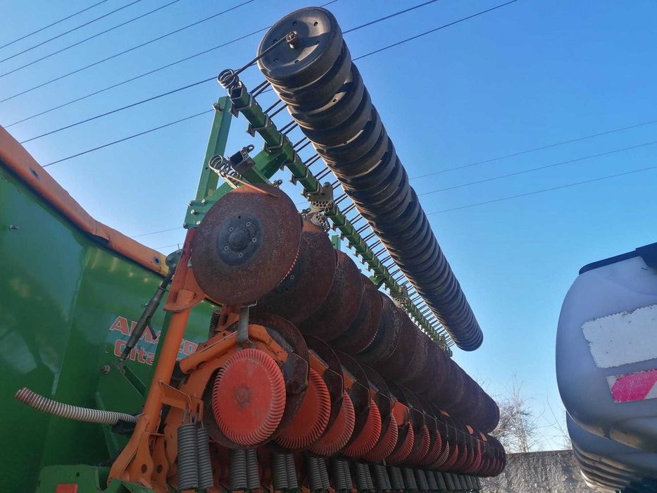 Сівалка суцільного висівк пневматична CITAN 9000