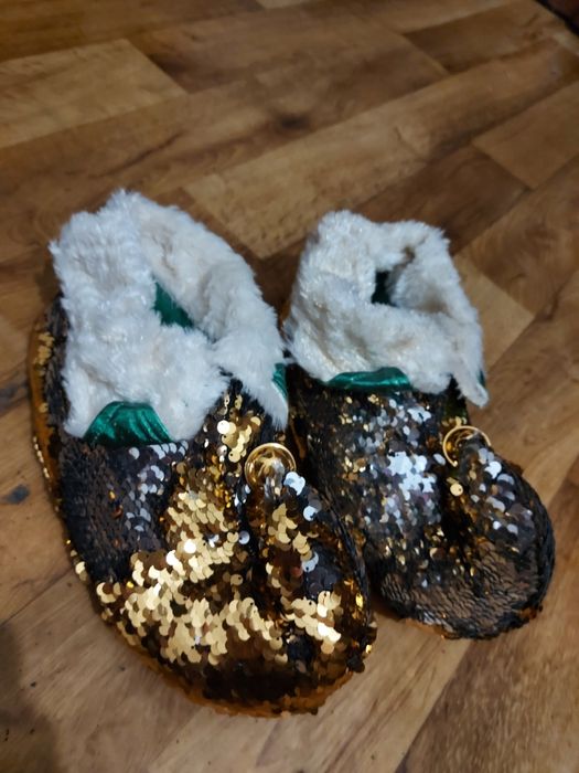 Карновально-новогодние тапки