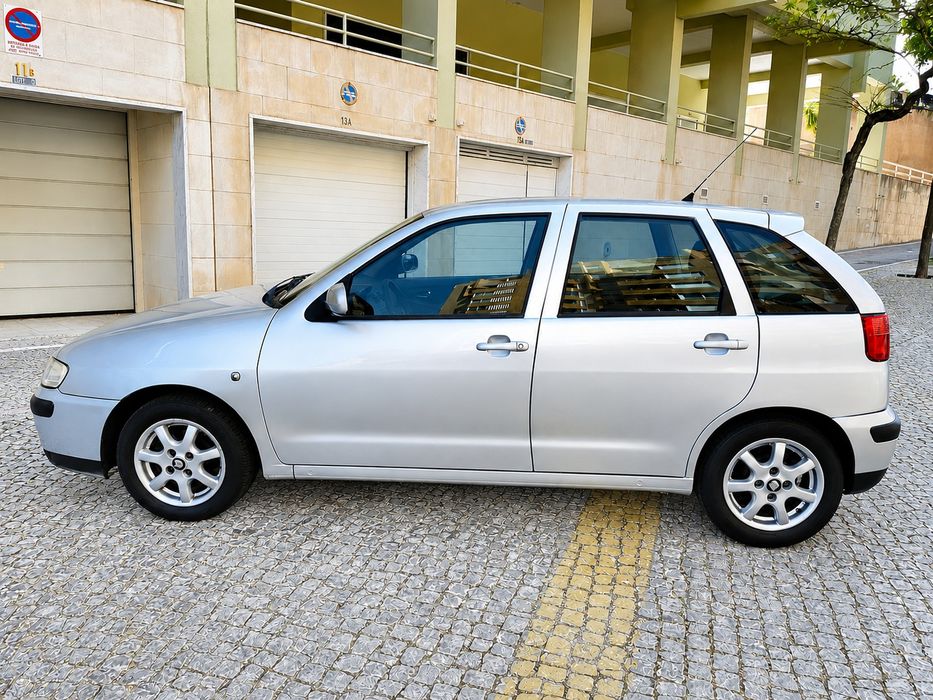 Seat Ibiza 1.9Sdi (5 Lugares/Diesel) de 2000