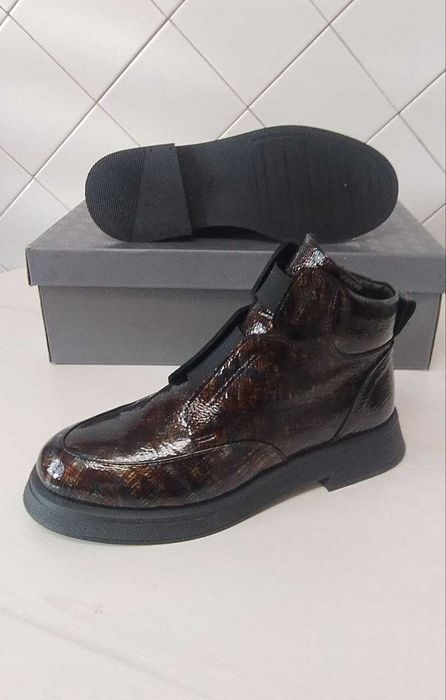 Женские демисезонные ботинки натуральная кожа темно-коричневый