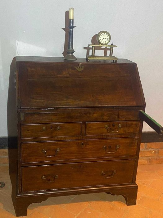 Stary sekretarzyk- antyk