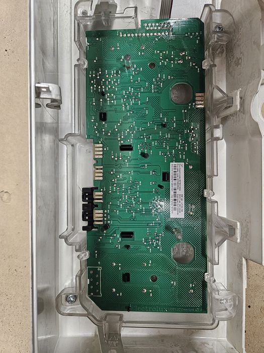 Sterownik pralka elektrolux EWT1262TDW +panel sterujacy