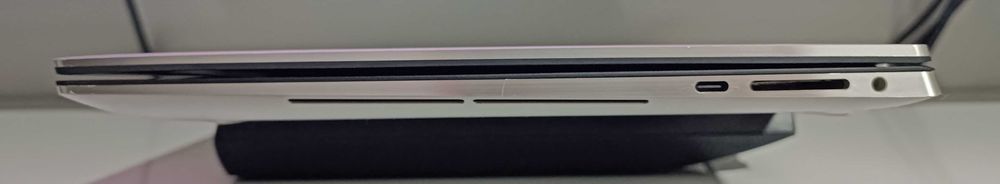 Dell XPS 15 9500-Ecrã 15.6FHD/Gráf. NVIDIA 4GB/Core i7/SSD NVME/32GB