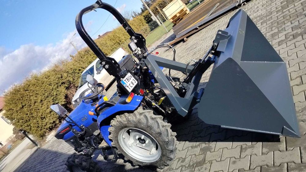 Łyżka hydrauliczna ciągnika na tuz tył/przód. Producent.