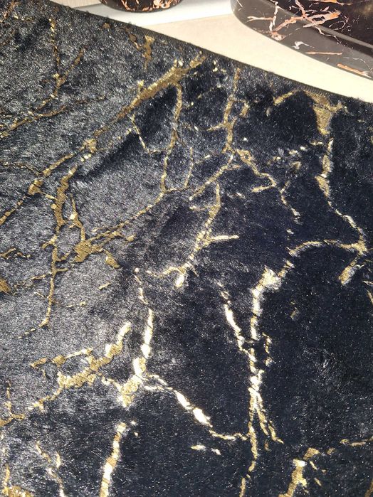 Zestaw łazienkowy. Czarnozłoty. Extra