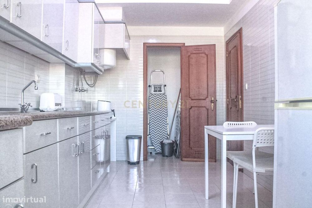 Apartamento T3 em Queluz, Sintra com Vista