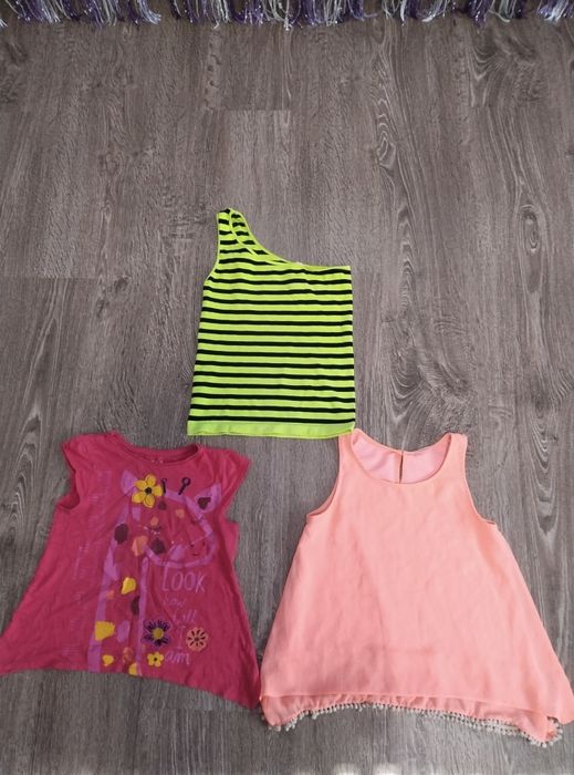 Футболочки для дівчинки по 15 грн
