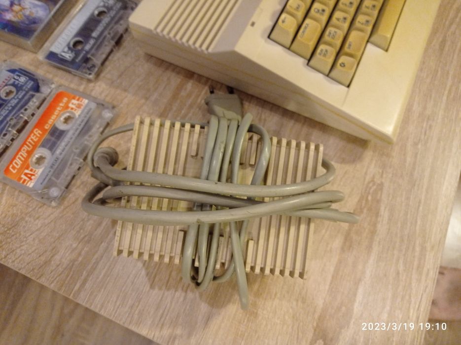 Komputer Commodore C 64 sprawny