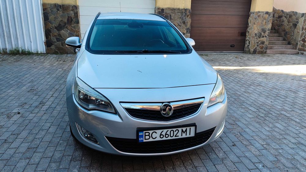 Opel Astra 2011 1.3 cdti