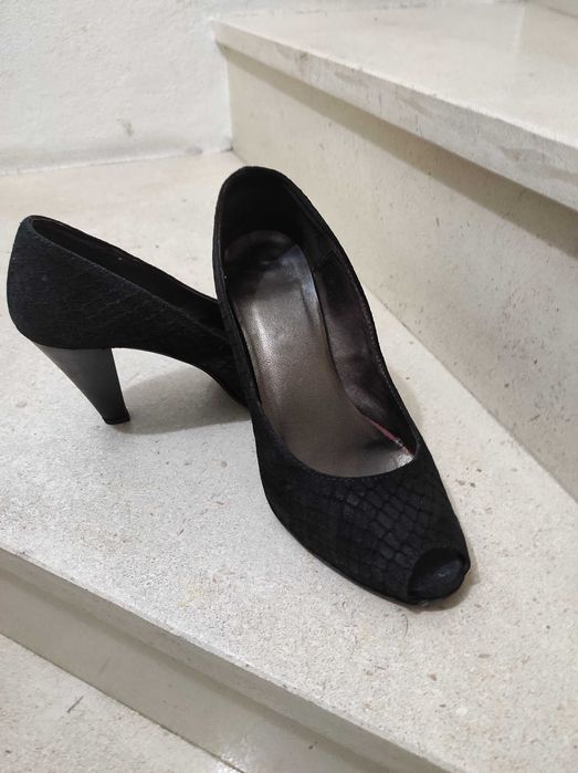 Sapato em pele preto 38 fabrico nacional