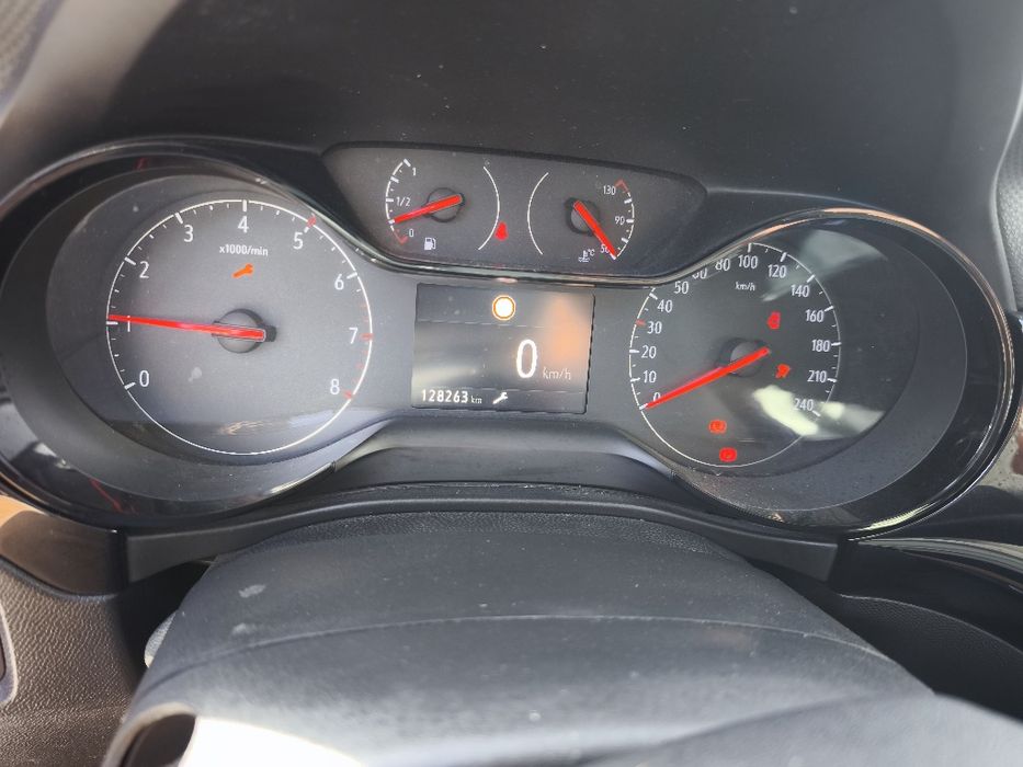 Opel  corsa  1.2
