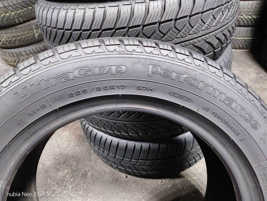 Шини бу 225/55 R17 Goodyear UltraGrip Performance Комплект Пара Зима