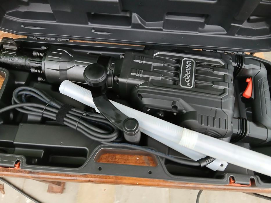 Оренда відбійник молоток.