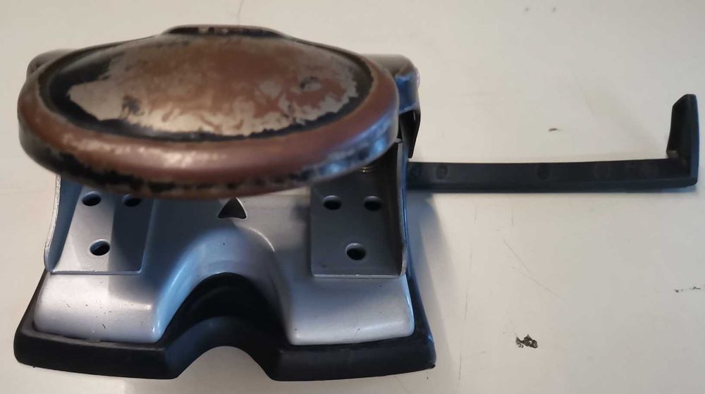 Furador folhas A4 - Maped 20
