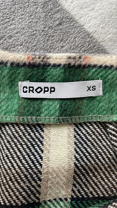 Zielona materialowa spodniczka spodnica cropp XS/34